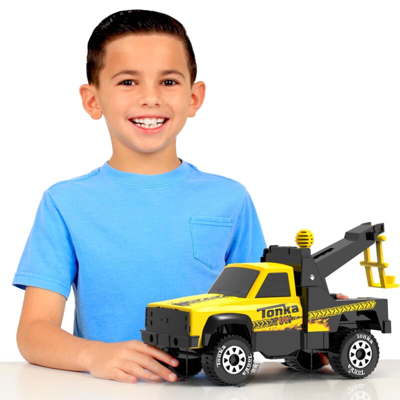 Tonka Tow Truck - US 8935